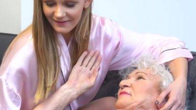 girl seduces old granny - upornia.com